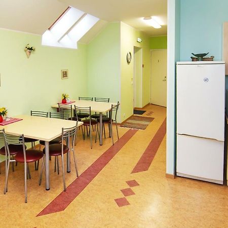 Guesthouse Laurits Kuressaare Extérieur photo