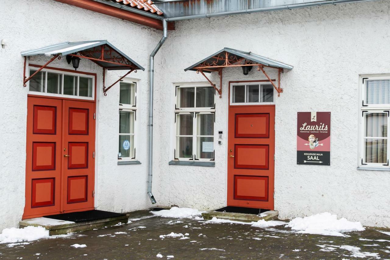 Guesthouse Laurits Kuressaare Extérieur photo