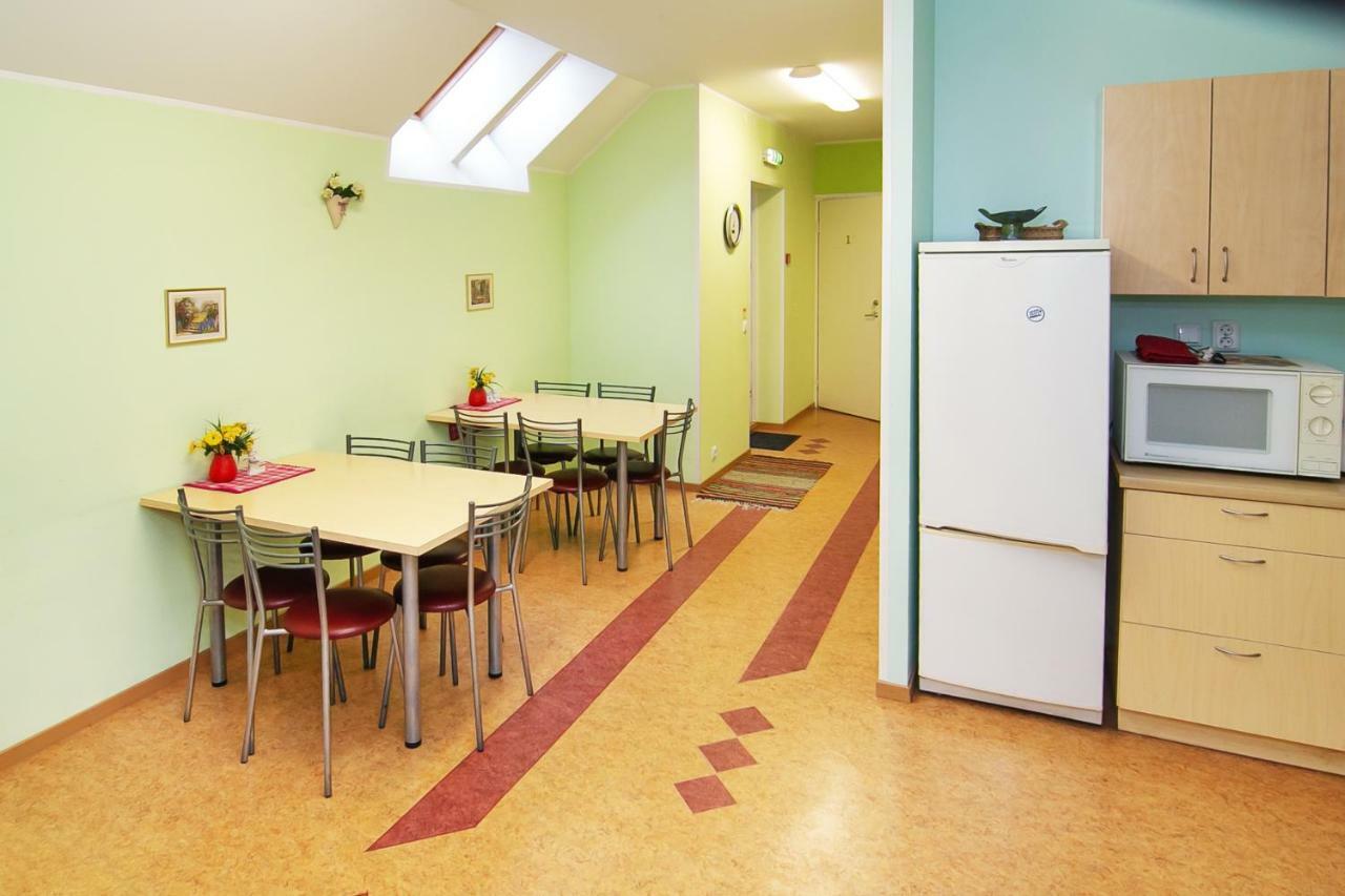 Guesthouse Laurits Kuressaare Extérieur photo